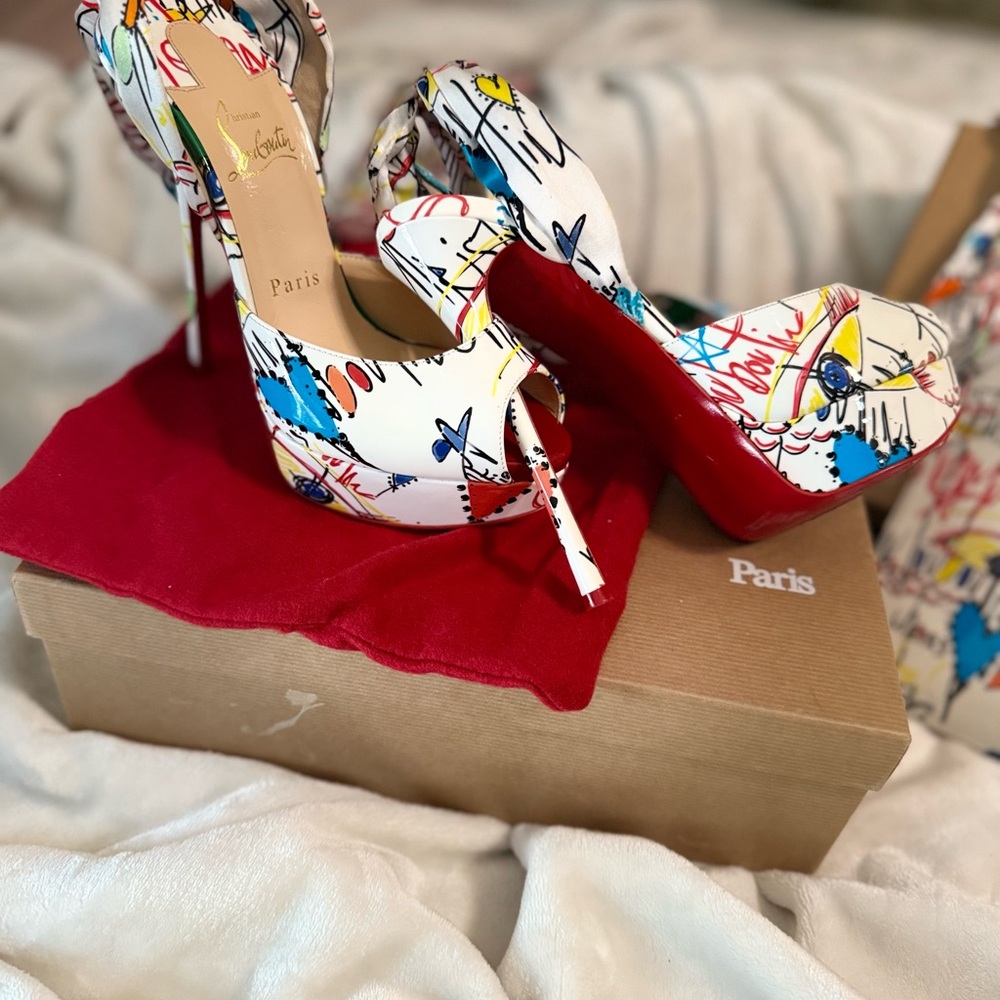 Black Item - image 5